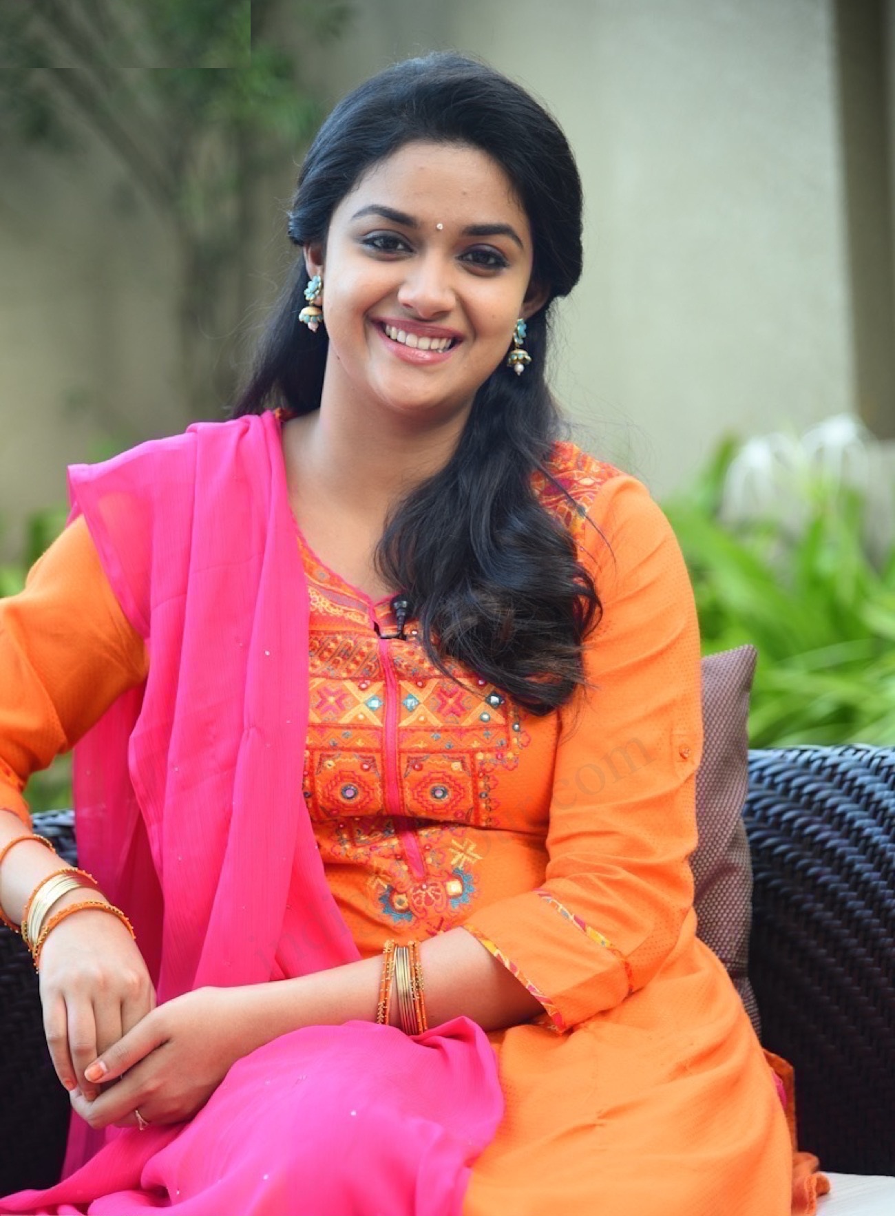 Keerthy Suresh Hot & Sizzling Pictures, Full HQ Images