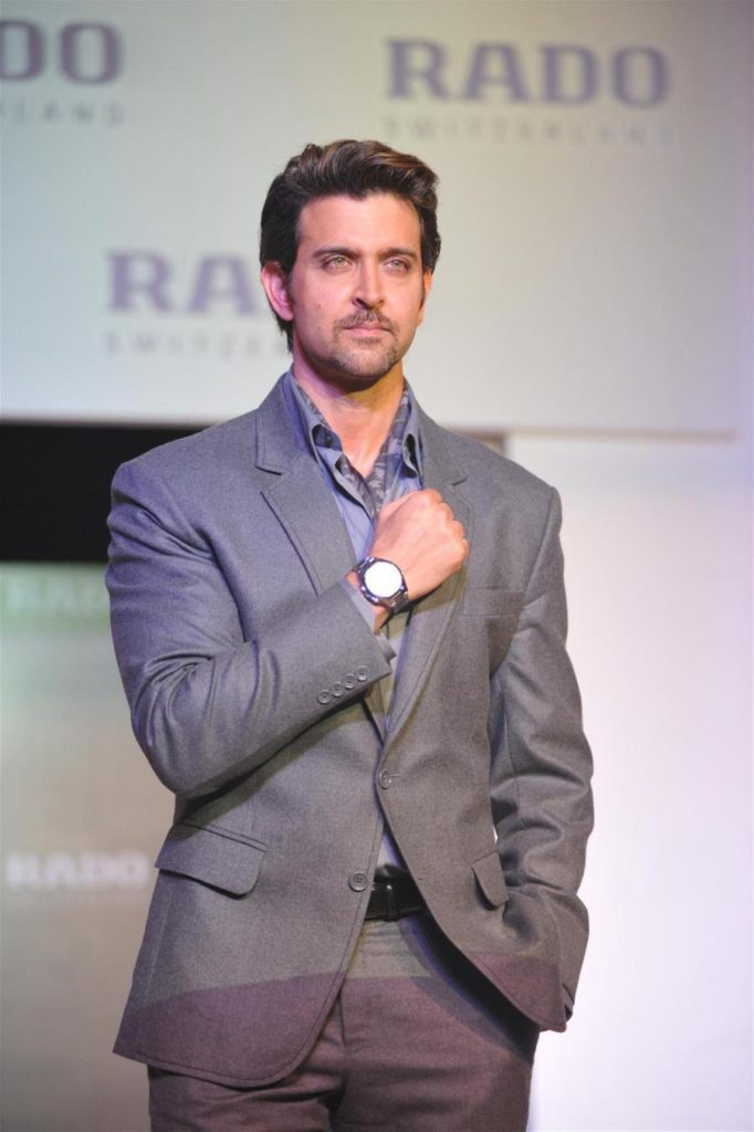 Hrithik-Roshan-Height-Weight-Age-Biography-More