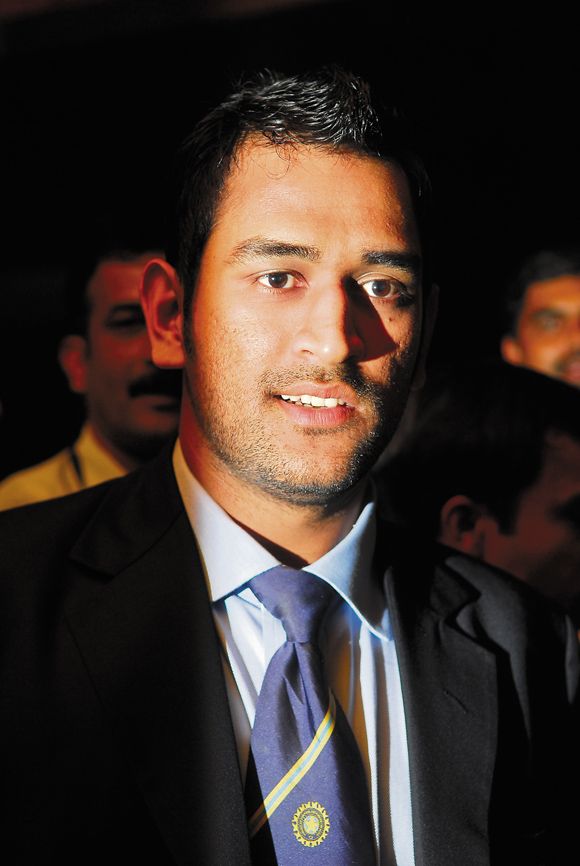 Mahendra Singh Dhoni Attractive Full HD Images