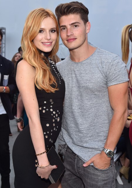 Bella Thorne With His Friend Images
