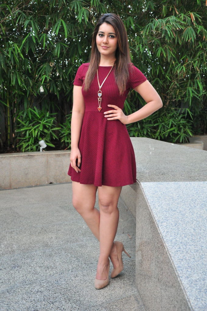 Raashi Khanna Sexy Legs Photos In Short Dress