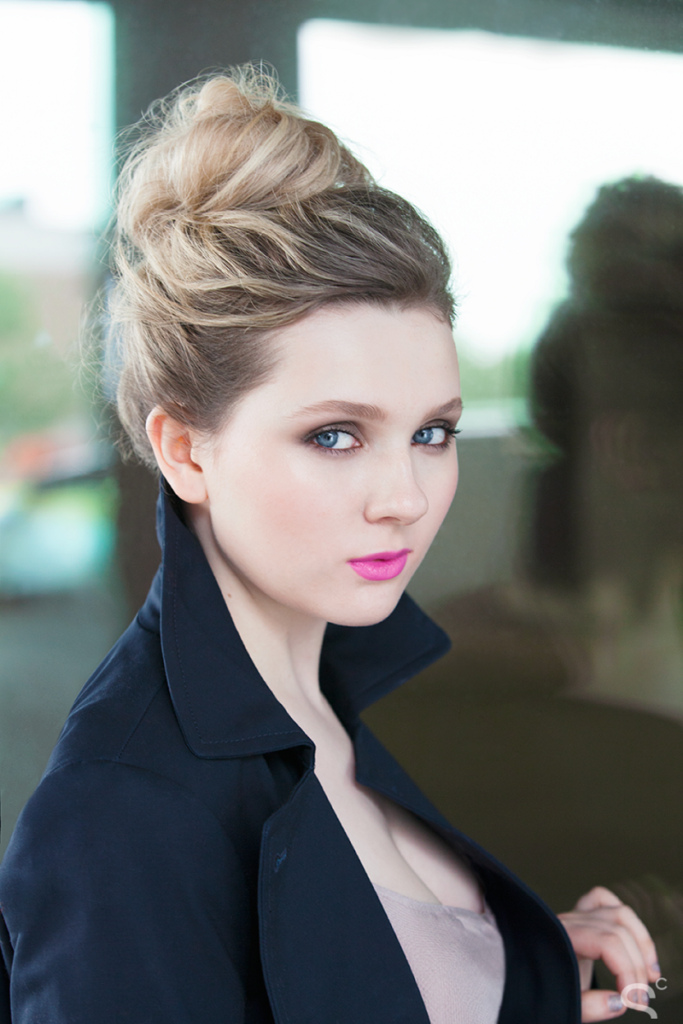 Abigail Breslin Attractive Images