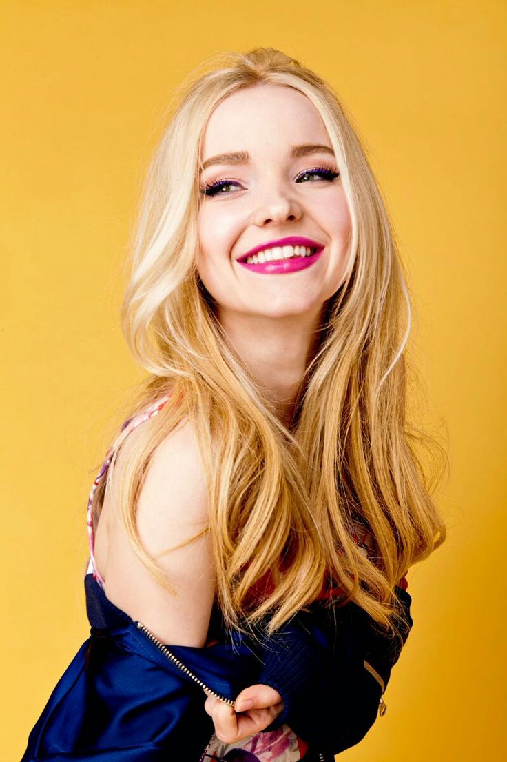 30+ Dove Cameron Hot Pictures, Age, HD Instagram Images