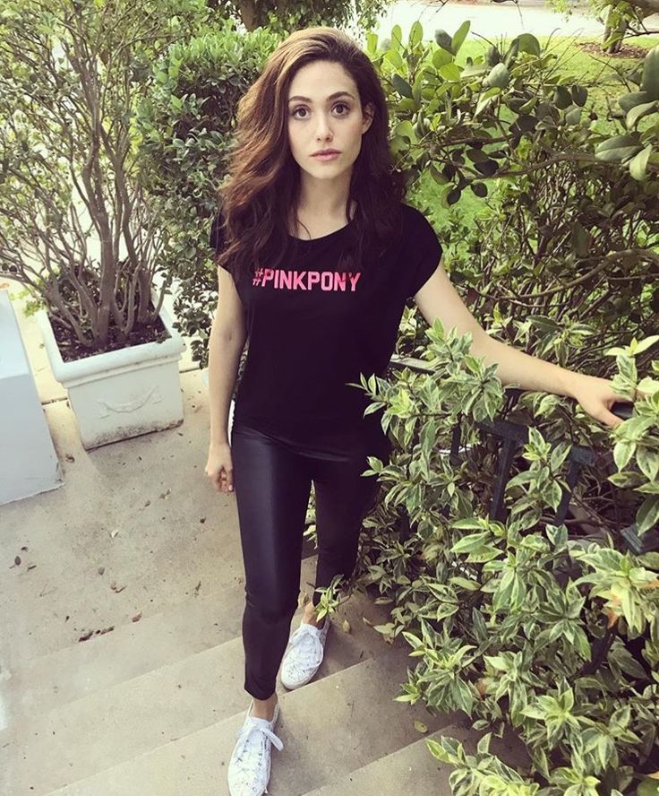 Emmy Rossum New Look Images