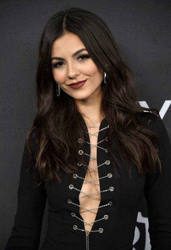 Victoria Justice New & Nice Look Images