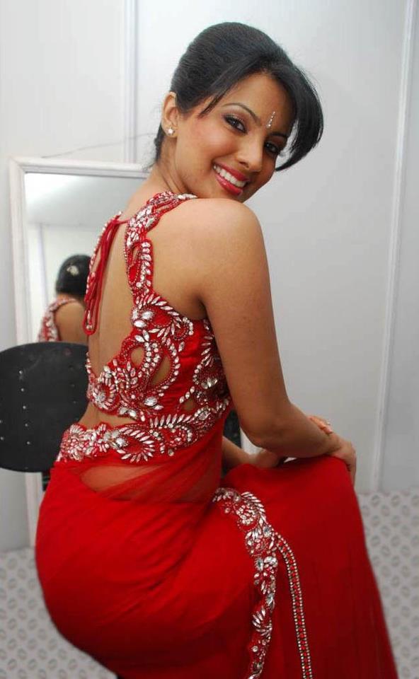 Geeta Basra Hot Photos In Backless Clothes