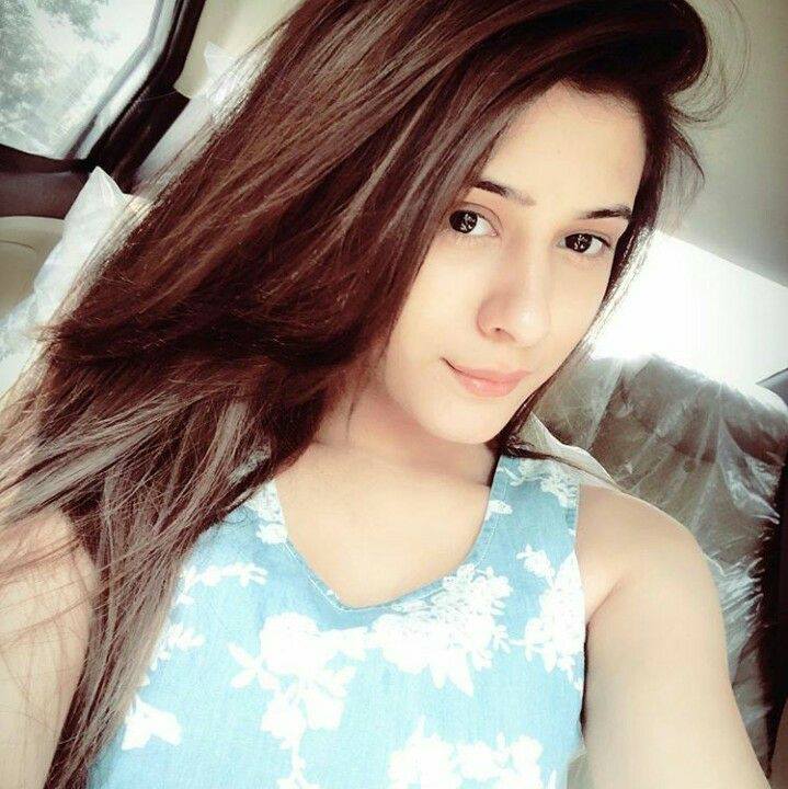 Hiba Nawab Latest New Hair Style Pictures