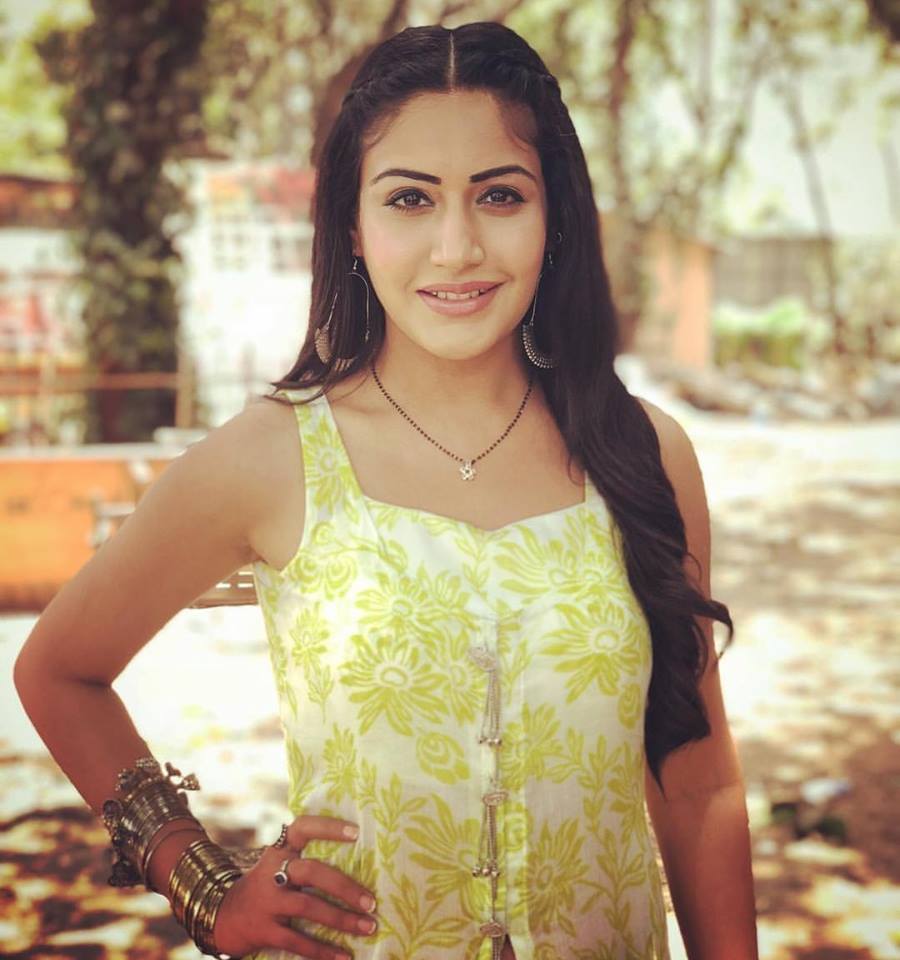 Surbhi Chandna HD Pictures Free Download
