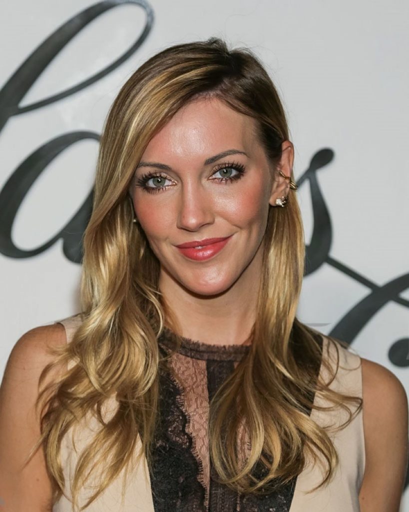Katie Cassidy Beautiful Images At Award Show