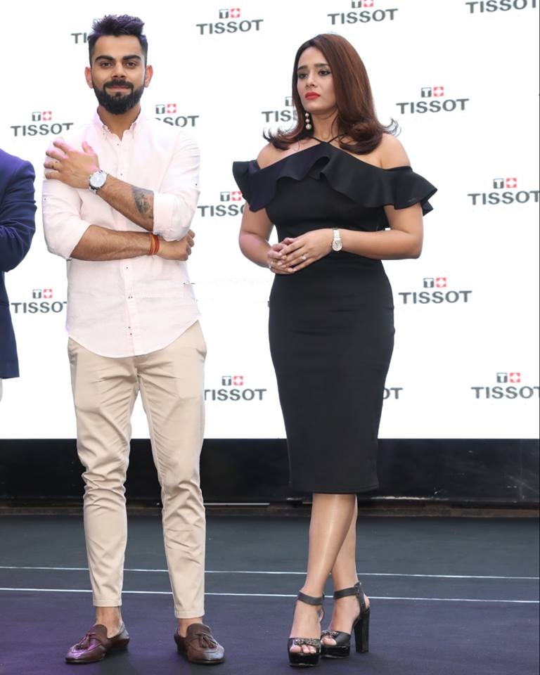 Mayanti Langer Hot & Sexy Pics With Virat Kohli At Event