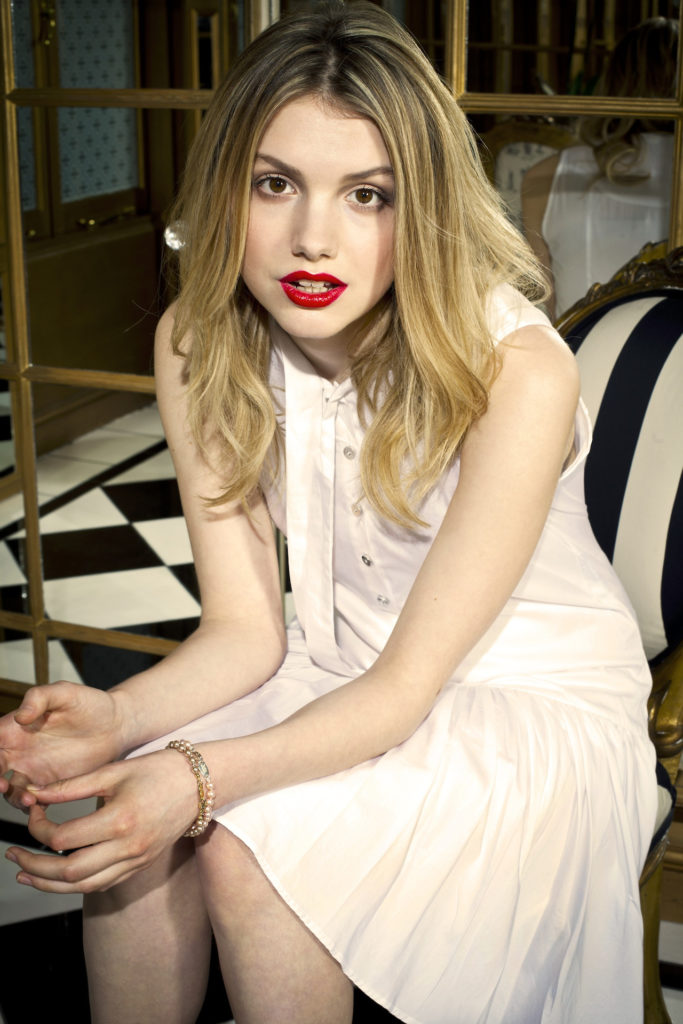 Hannah Murray Hot & Sexy Pictures