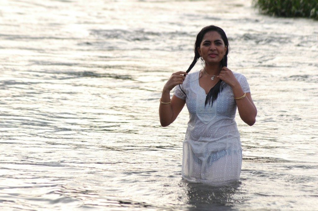 Srushti Dange Hot Pictures In Swimsuit