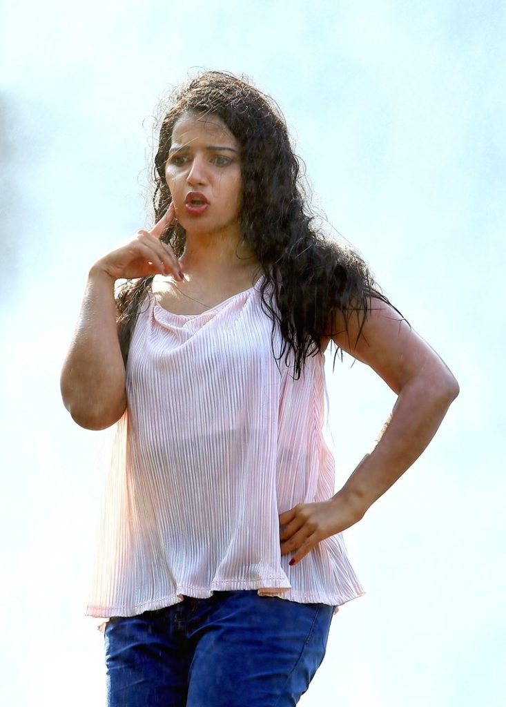 Malavika Menon In Jeans Top Images