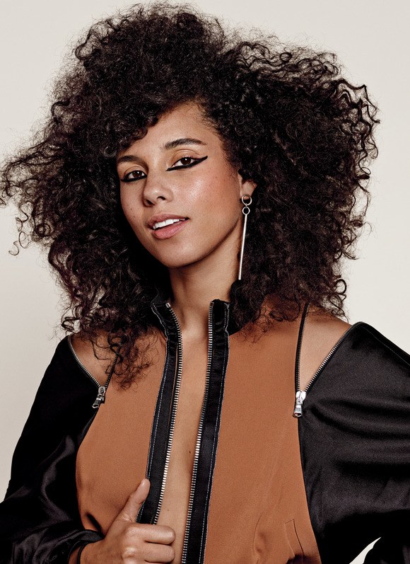 Alicia Keys Makeup Pictures