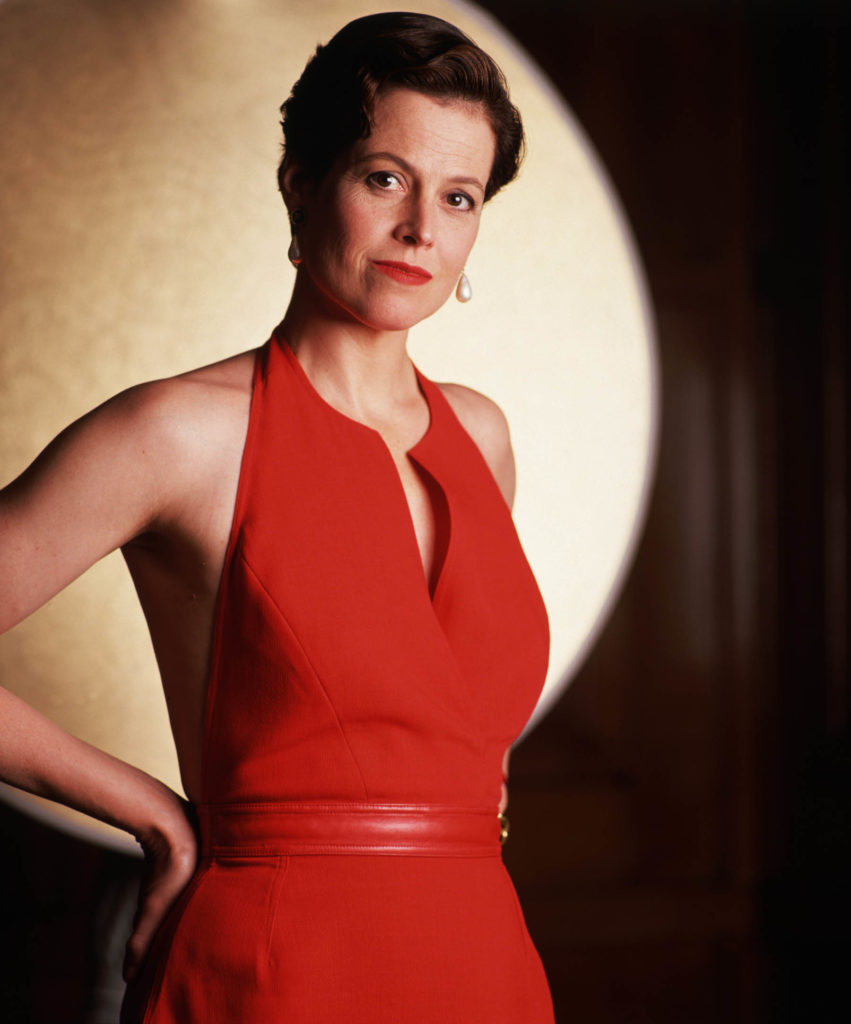 Sigourney Weaver Cleavage Pictures