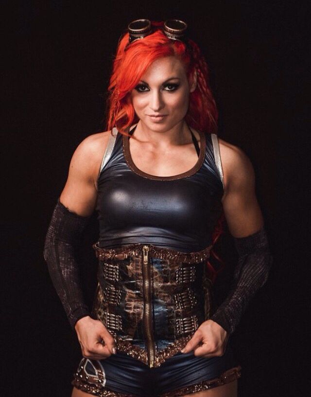 Becky-Lynch-Leaked-Pictures