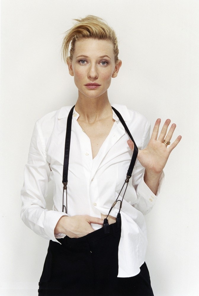 Cate-Blanchett-Sexy-Makeup-Photos
