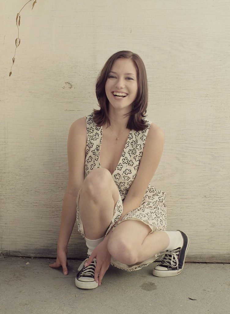 Chyler-Leigh-Legs-Pictures
