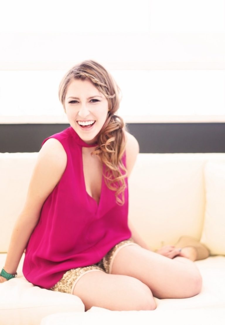 Eden Sher Hottest Bikini Pictures Expose Her Sexy Body In Shorts 
