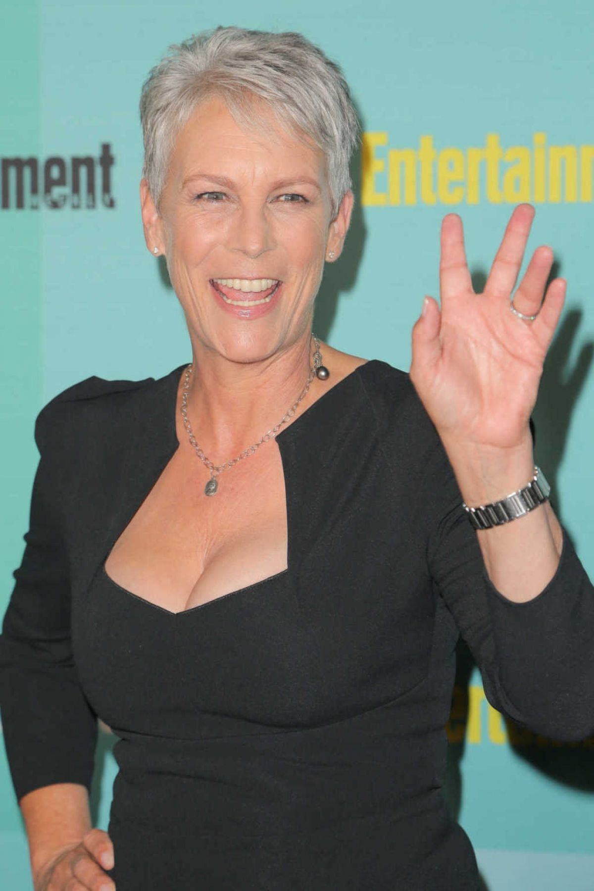 Jamie Lee Curtis Hottest Bikini Images – Sexy Ophelia Of Trading Places