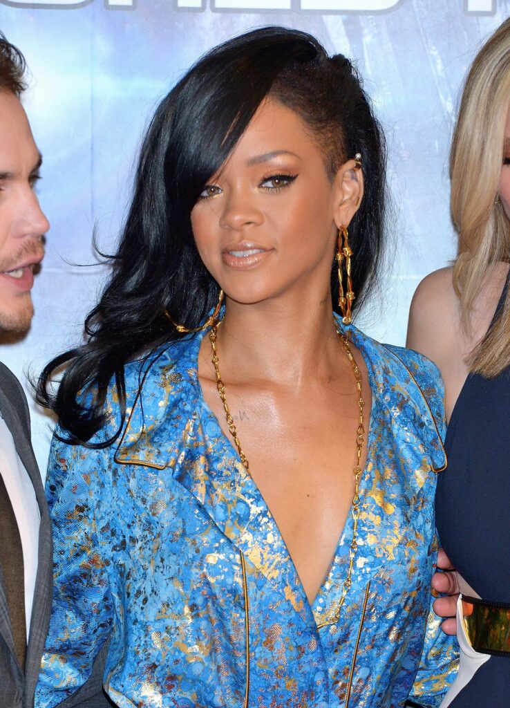 Rihanna Haircut Pictures