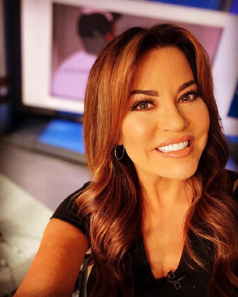 Robin Meade Leaked Images