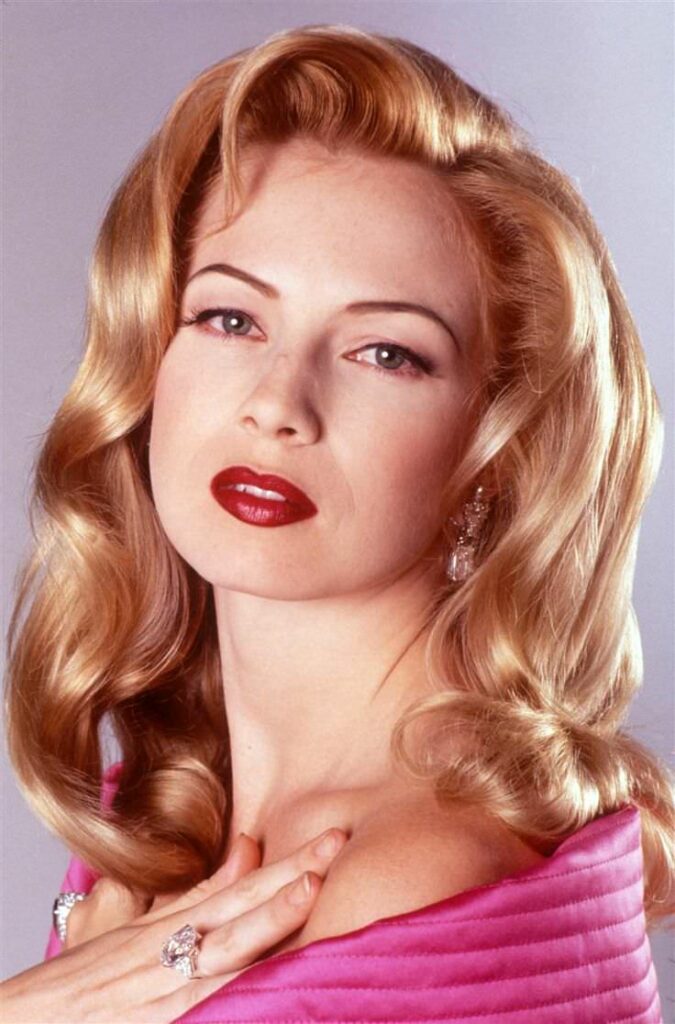 Traci Lords Haircut Images